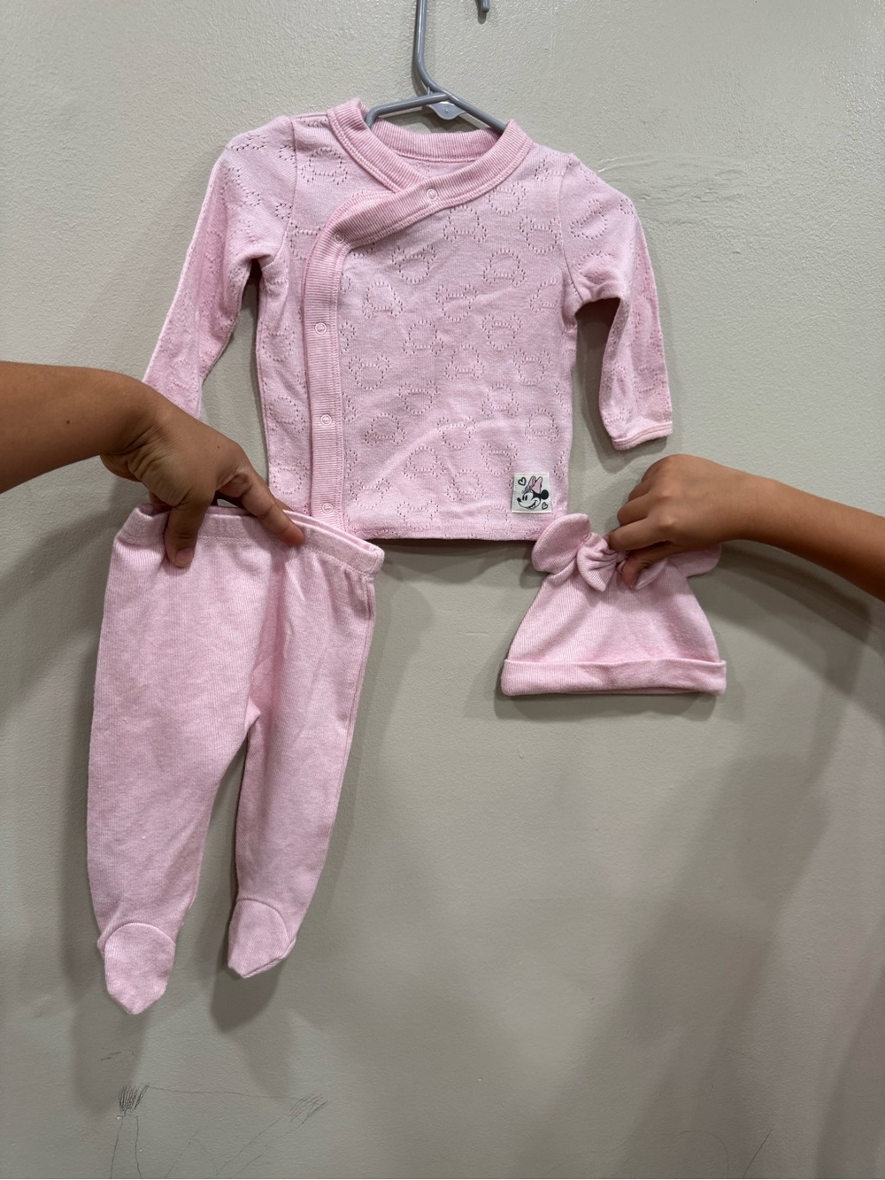 Disney baby baby girls top and pants with hat set size 3month